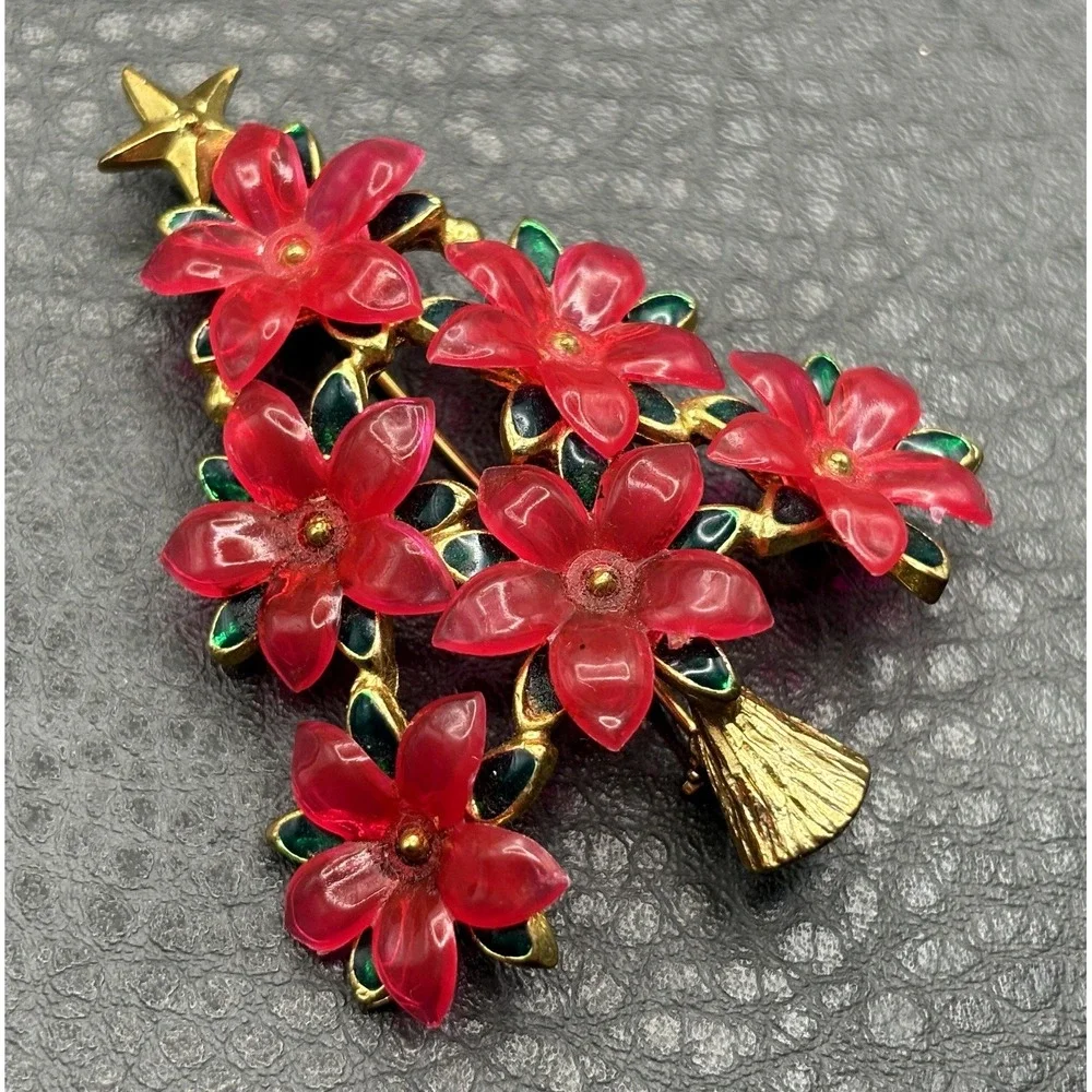 LIA Lalique Pink Lucite Poinsettia Christmas Tree Brooch Gold Tone Star